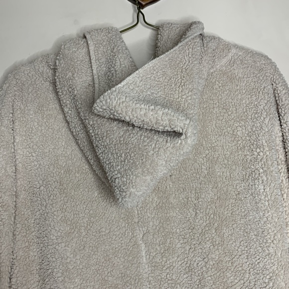 Wishlist | Cream Oversized Puffy Hoodie | Puffy Jacket Coat | Large Pockets M/L - Picture 8 of 10